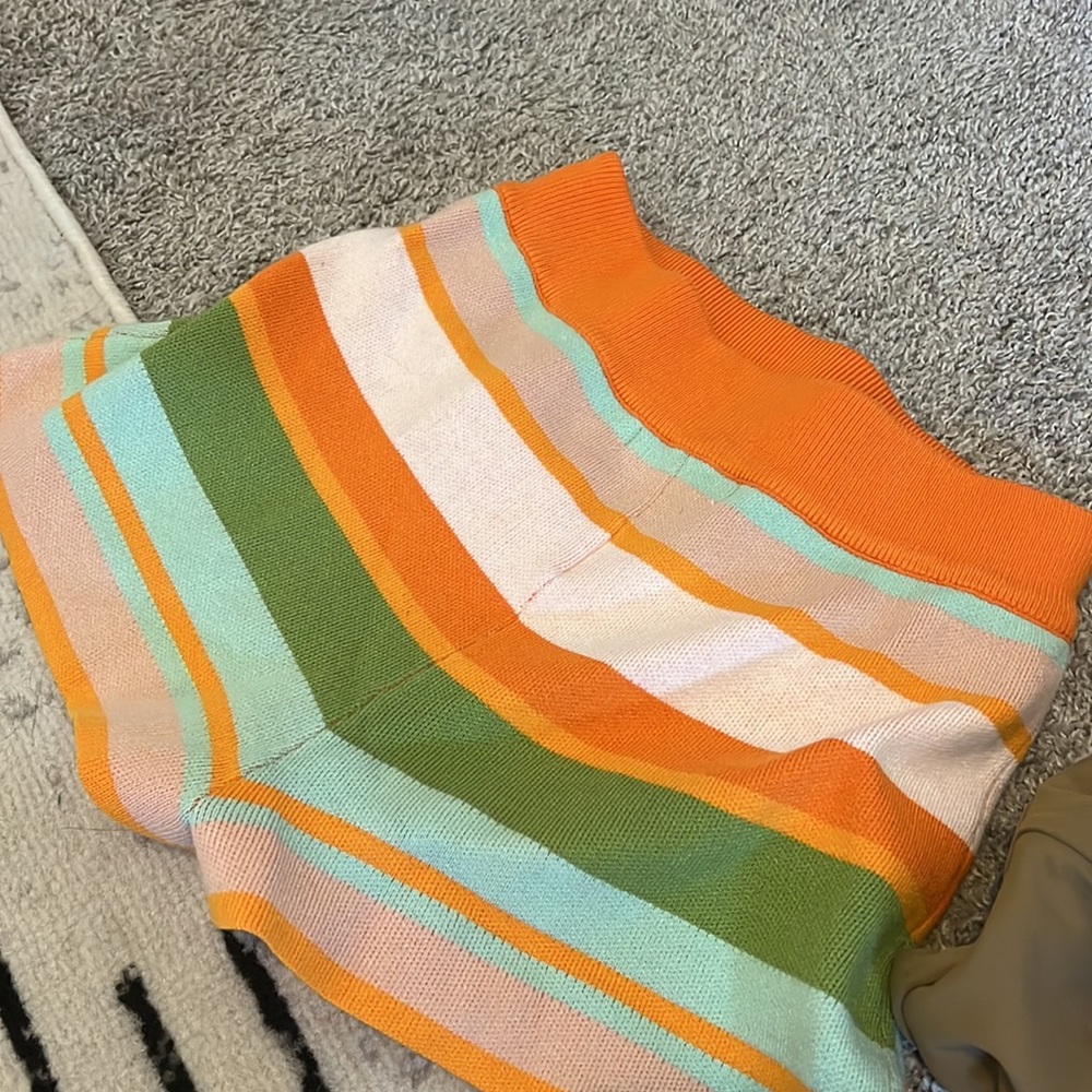 Striped set - Picture 4 of 4
